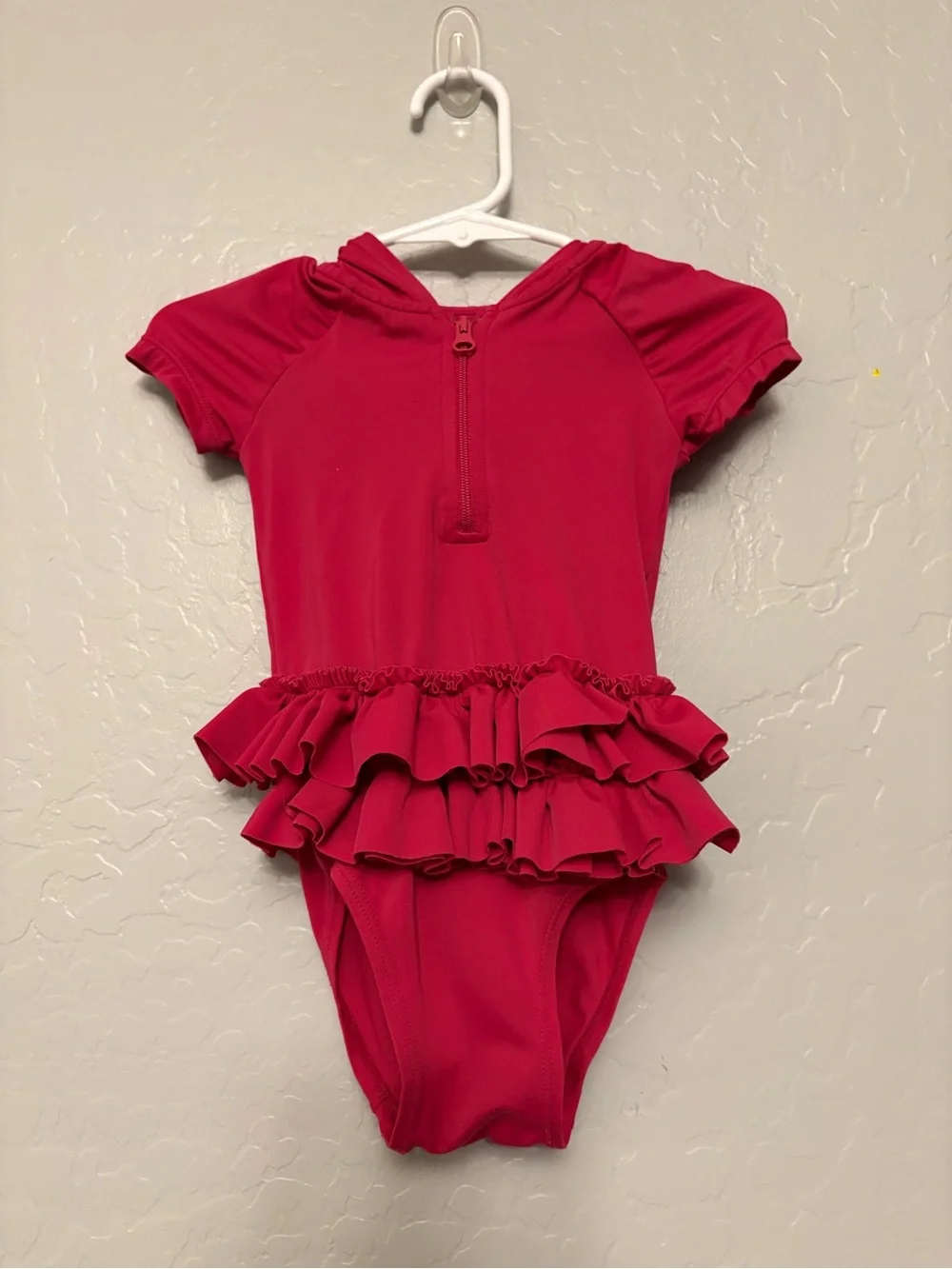 Baby gap dark pink short sleeve rashguard hooded one piece swimsuit 12-18 months